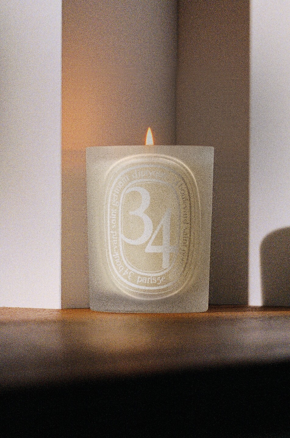 DIPTYQUE 34 boulevard Saint Germain scented candle - 300g Home Colourless 3