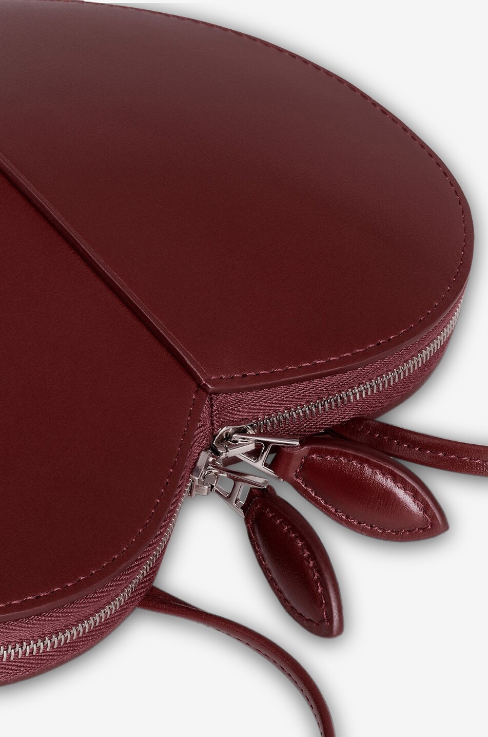 ALAÏA Le Coeur leather shoulder bag Women DARK RED 3