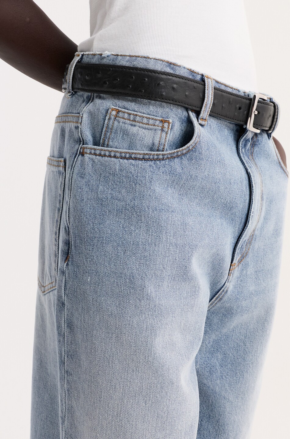 RÓHE Wide-fit cotton denim bermuda shorts Women BLUE 4