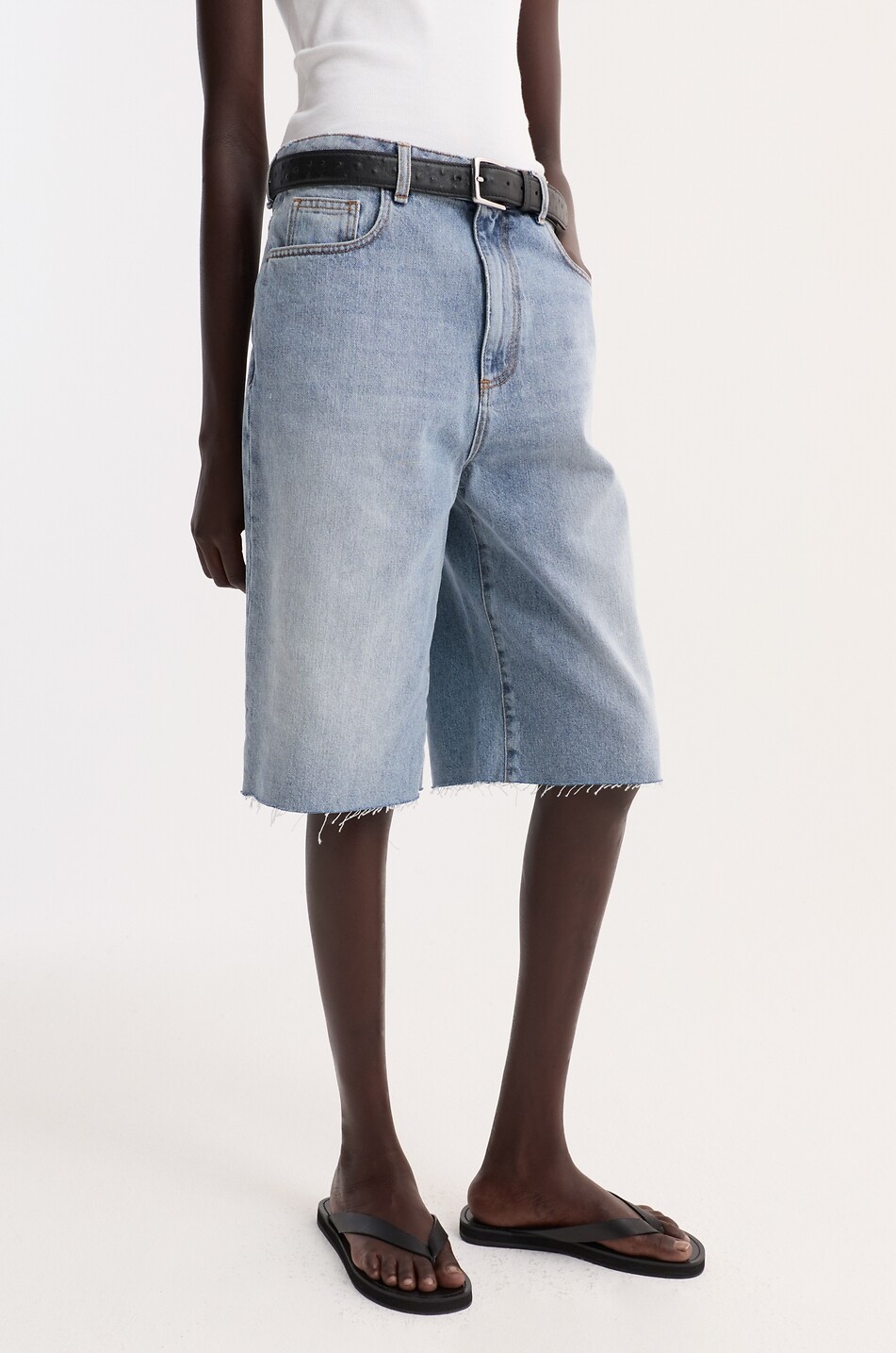 RÓHE Wide-fit cotton denim bermuda shorts Women BLUE 5