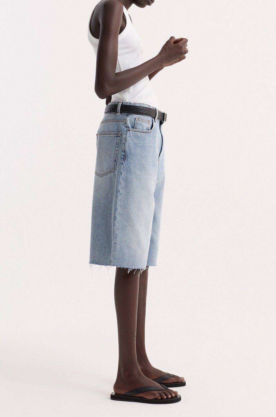 RÓHE Wide-fit cotton denim bermuda shorts Women BLUE 6
