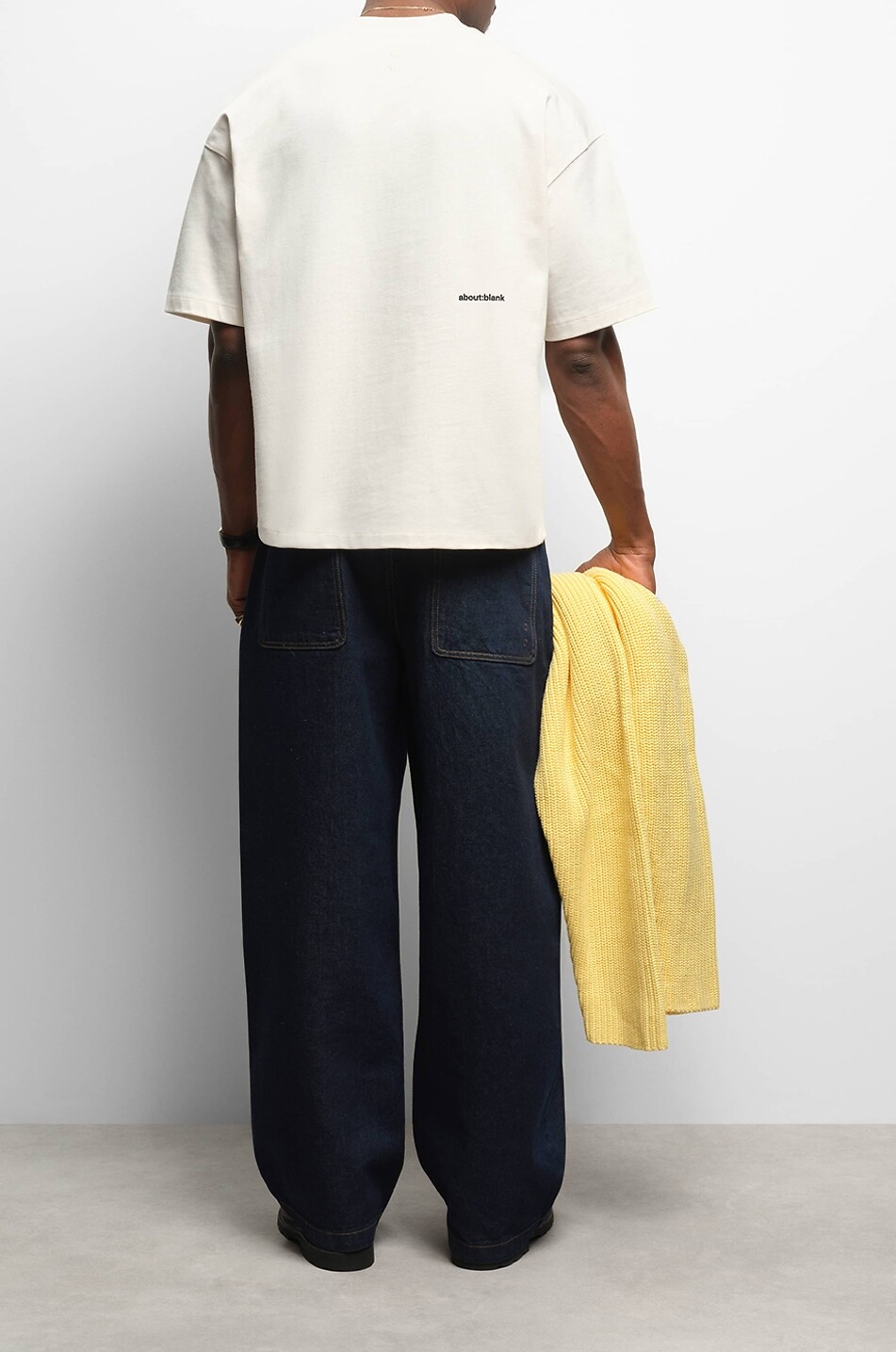 ABOUT:BLANK T-Shirt mit Stehkragen Boxy-Schnitt aus Baumwolle Herren WEISS 4