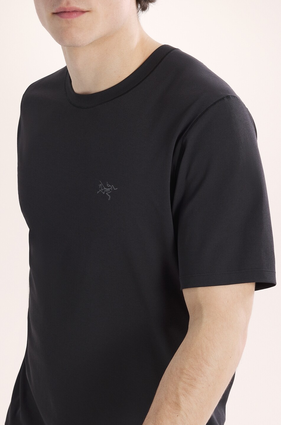 ARC'TERYX Cormac knit round-neck t-shirt Men BLACK 6