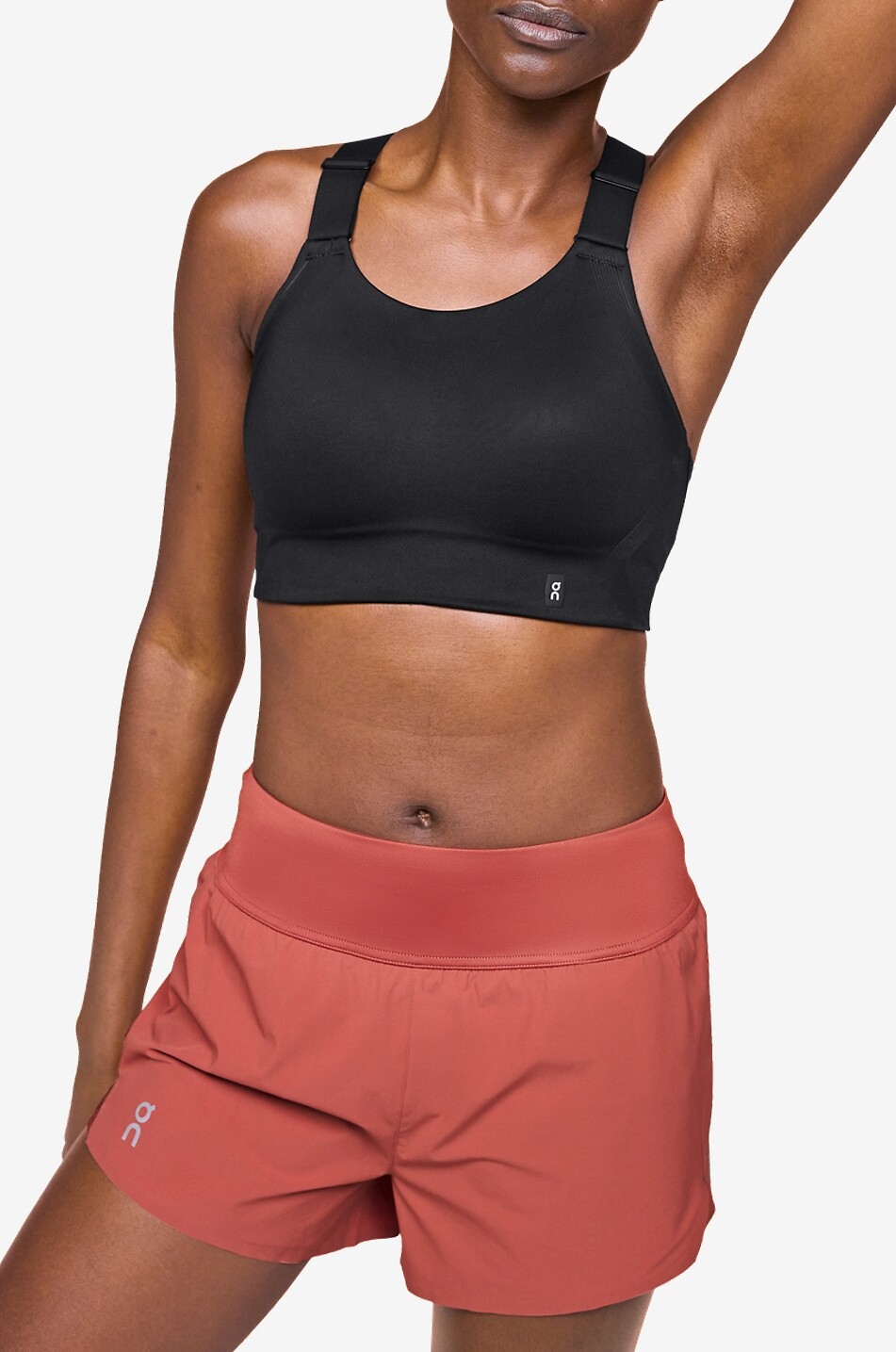 ON Performance wireless sports bra Women BLACK 2