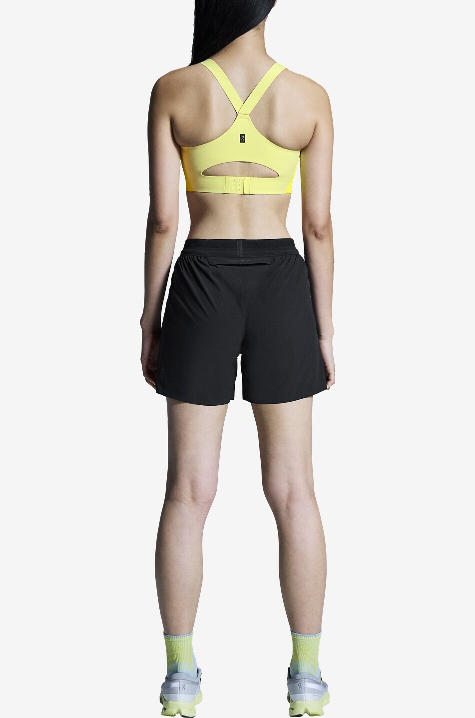 ON Short de running Performance 5" Femme NOIR 3