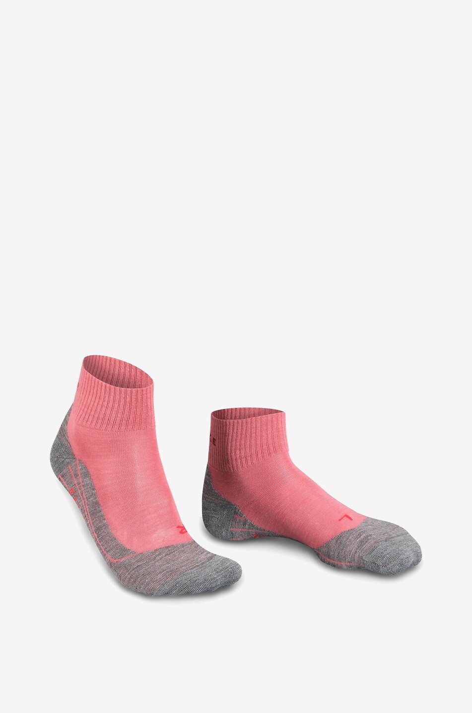 FALKE TK5 Wander Short trekking socks Women MEDIUM RED 1