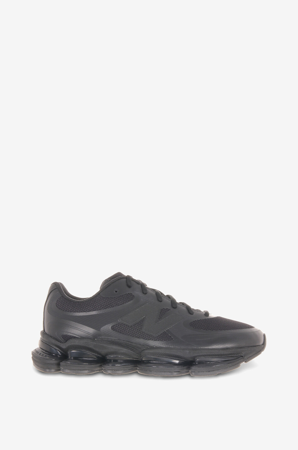 NEW BALANCE Abzorb 2000 sculpted sole low-top mesh sneakers Men BLACK 2