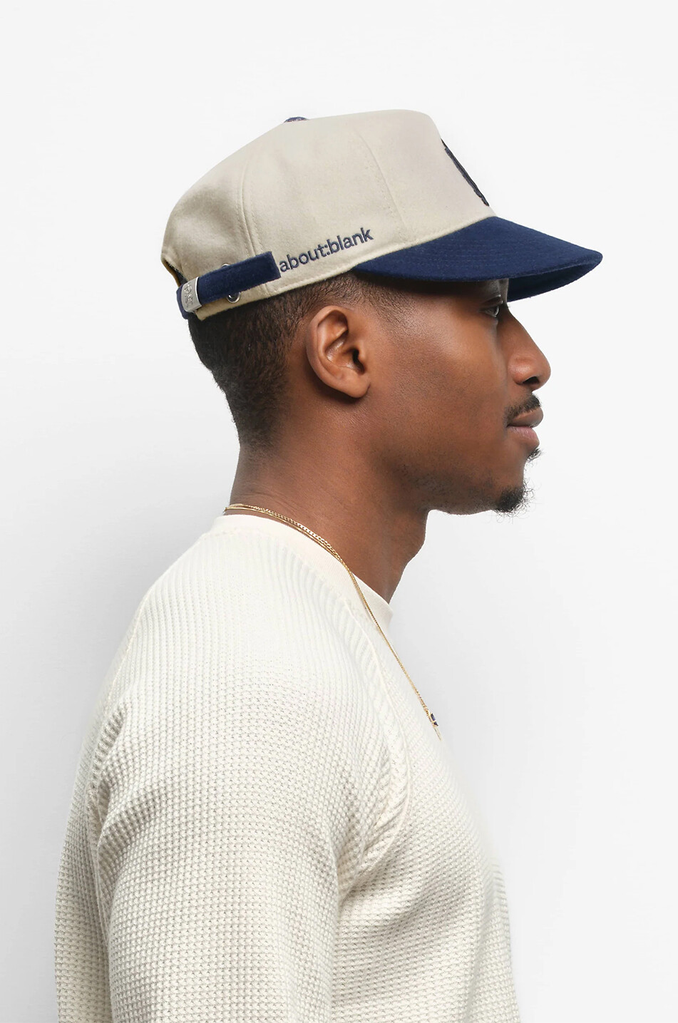 ABOUT:BLANK Monogram bicolour flannel cap Men EGGSHELL 3