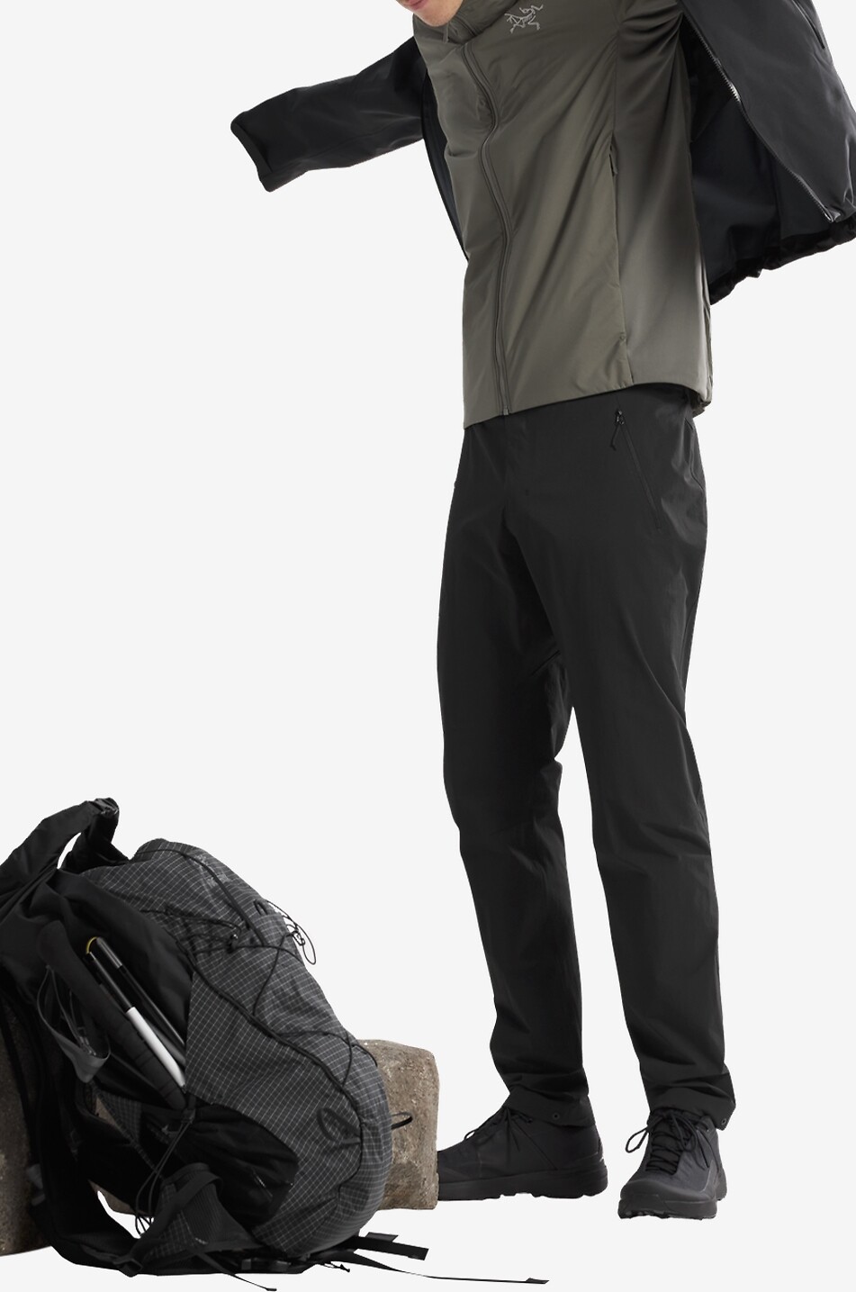 ARC'TERYX Atom fitted nylon windbreaker jacket with stand-up collar Men KHAKI 6