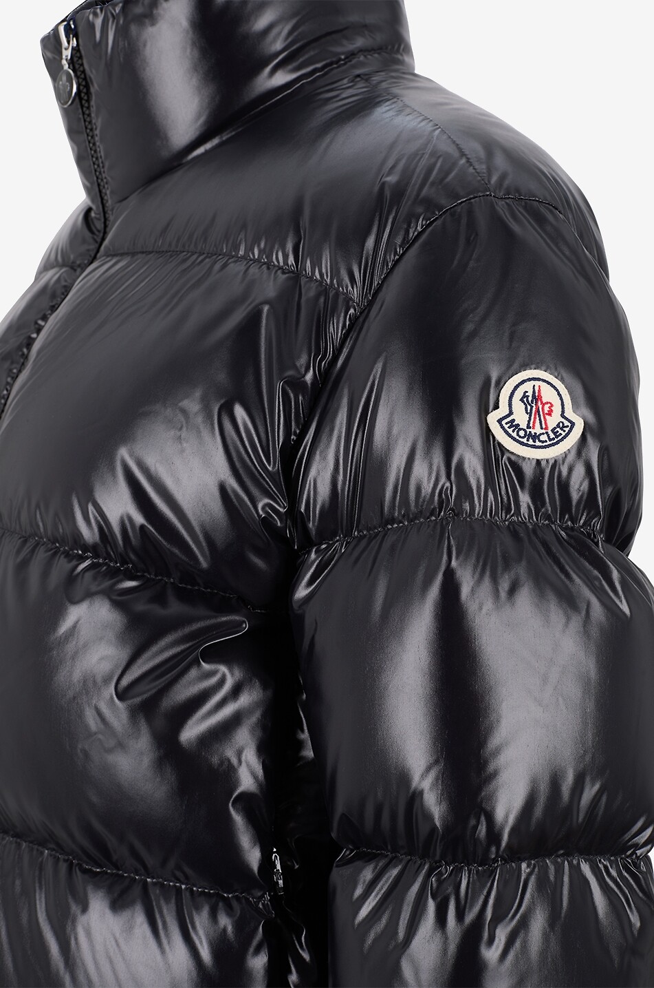 MONCLER Kurze glänzende Daunenjacke mit Stehkragen Abbadia Damen SCHWARZ 3