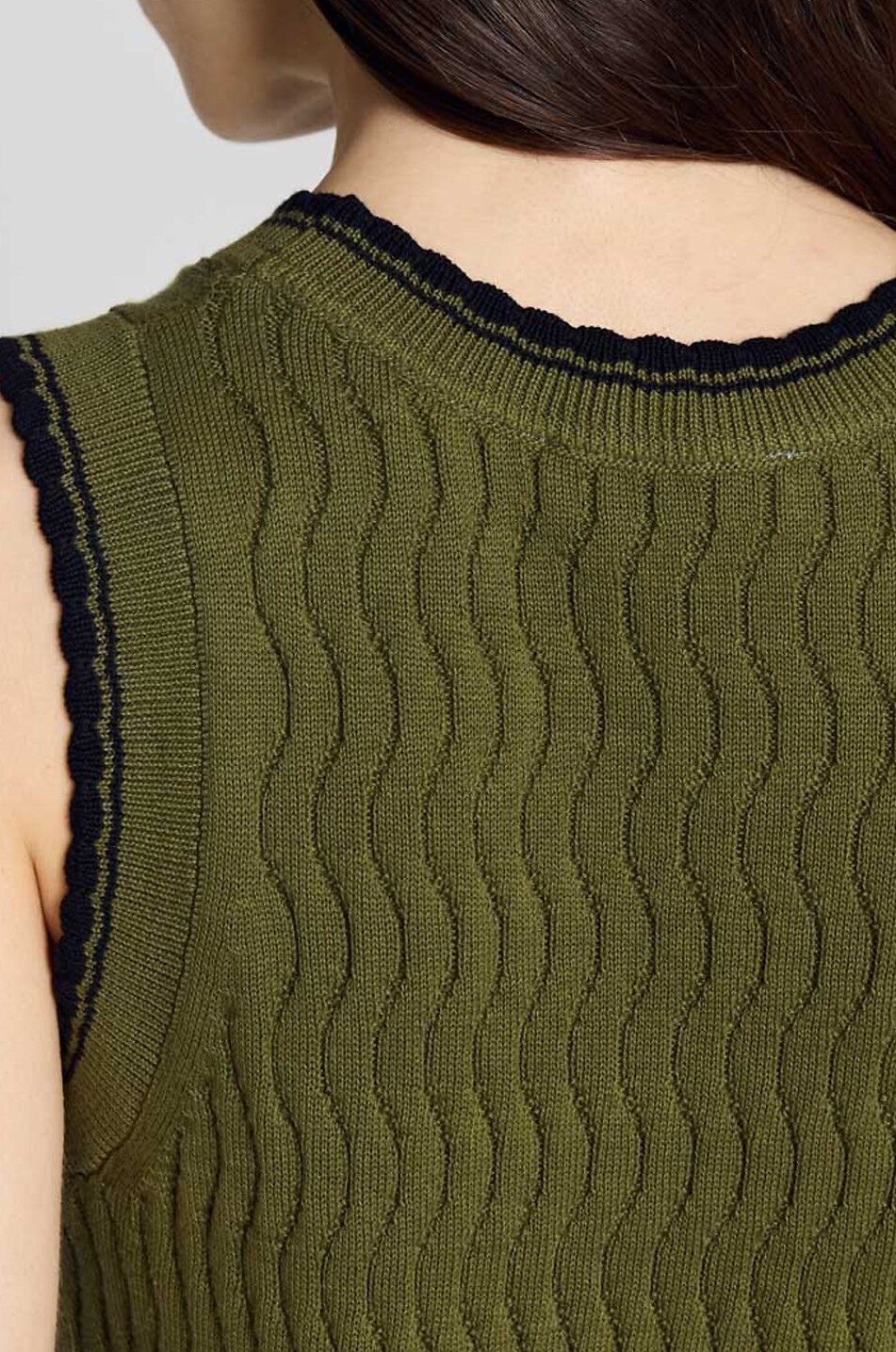 BALZAC PARIS Top sans manches en maille de coton bio ondulée Kahny Femme VERT 4