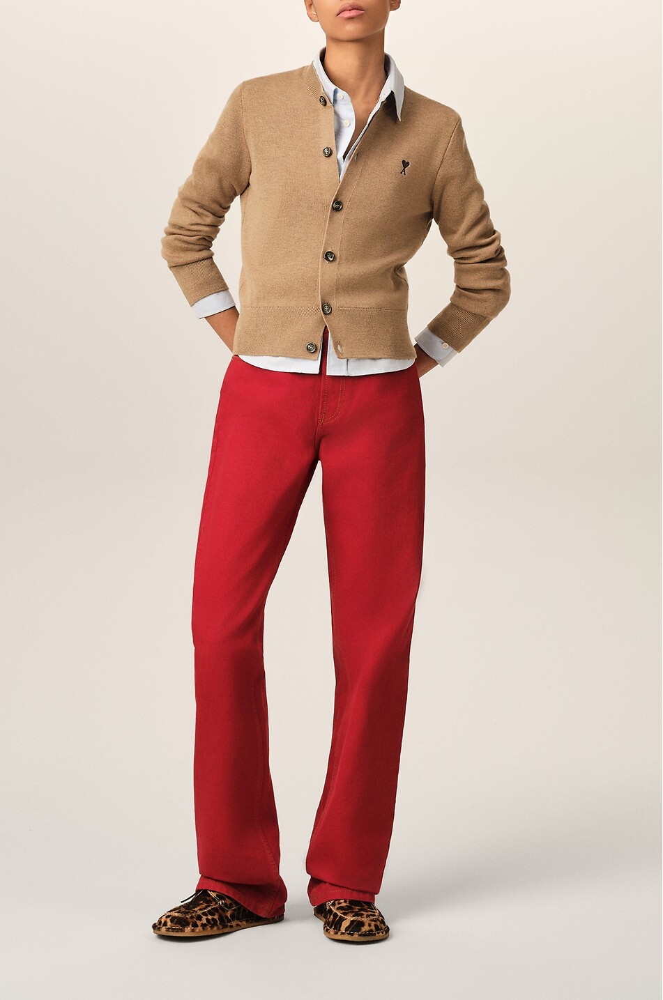 AMI Cardigan ajusté boutonné à col rond en laine Ami de Coeur Femme CAMEL 2