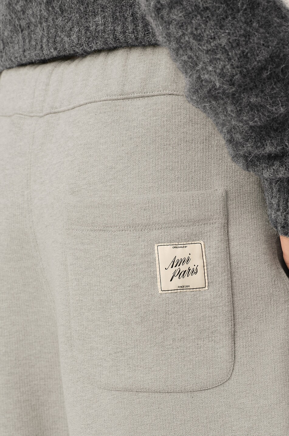 AMI Pantalon de jogging carotte en molleton de coton Ami Paris Femme GRIS 6