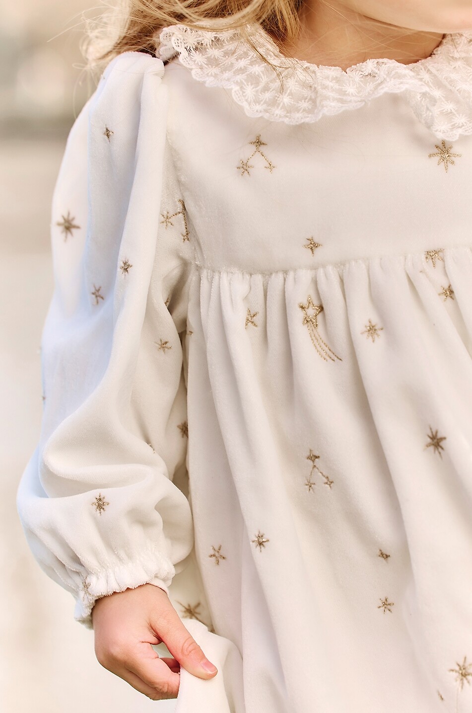 TARTINE ET CHOCOLAT Baby-Langarm-Empire-Kleid aus Samt mit Stern-Stickereien Baby CREMEFARBEN 5