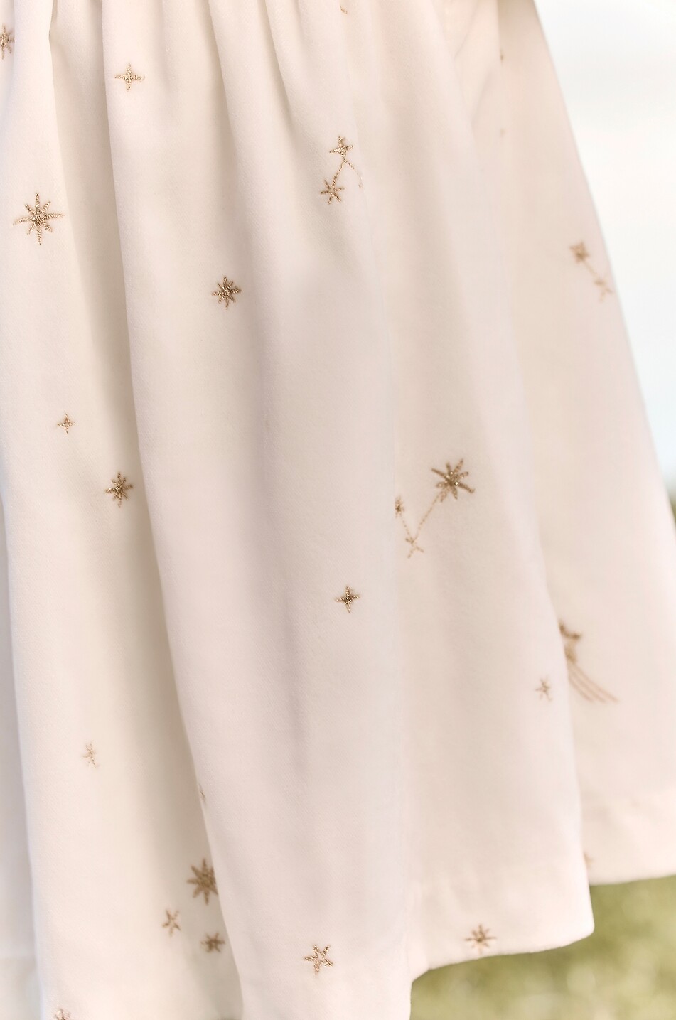 TARTINE ET CHOCOLAT Baby-Langarm-Empire-Kleid aus Samt mit Stern-Stickereien Baby CREMEFARBEN 6