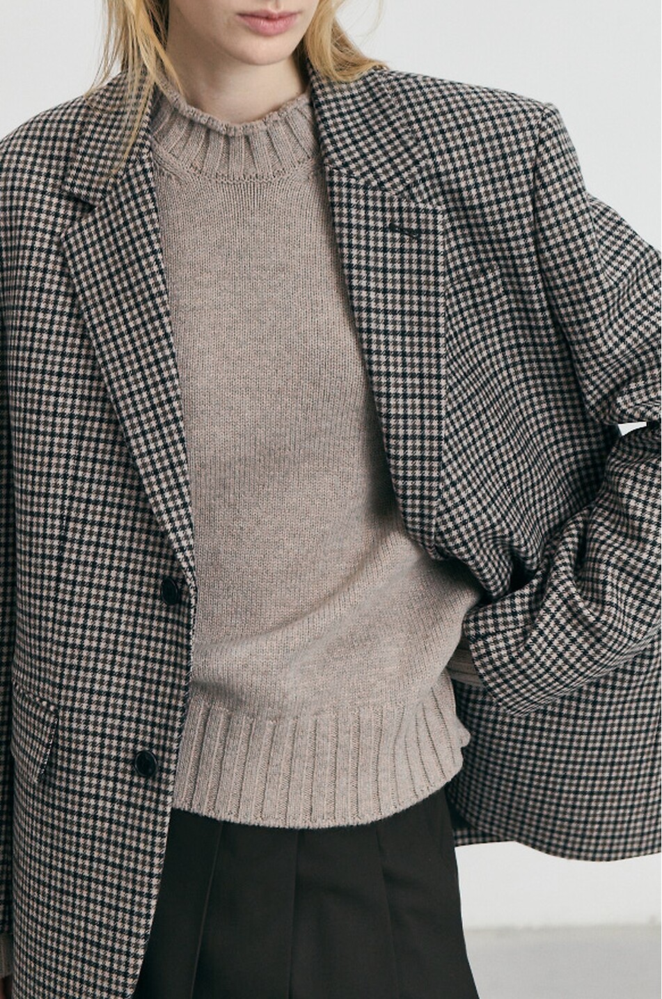 DUNST Unixex oversized checked single-breasted wool blend blazer Women [akeneo-beigefonce] 5
