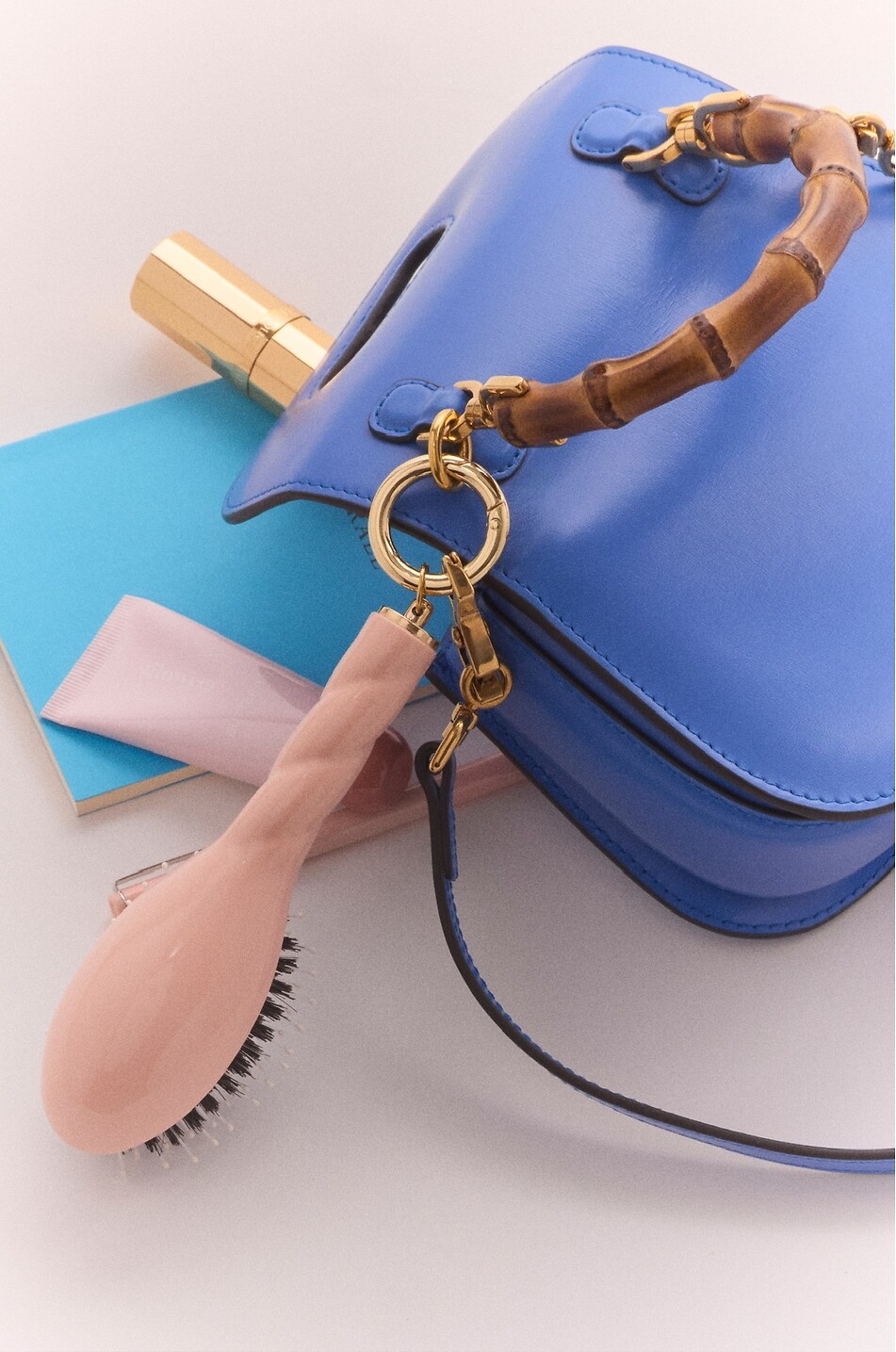 LA BONNE BROSSE Haarbürste Glanz und Pflege N.01 La Micro Brosse L'Universelle Rose Poudré Unisex ROSA 3