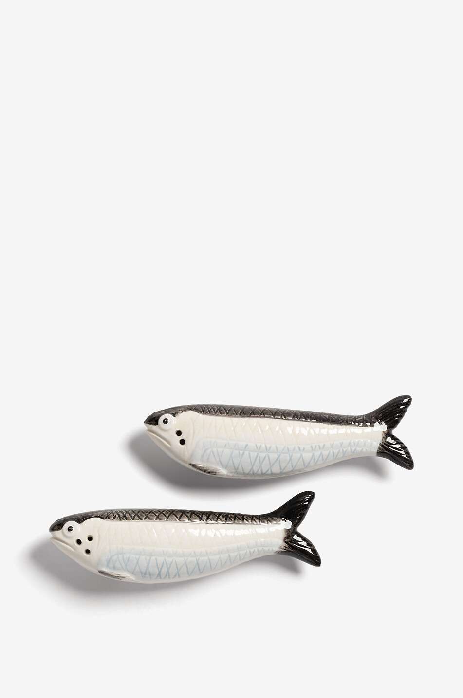 KLEVERING Salière et poivrière en porcelaine en forme de sardine Maison GRIS 1