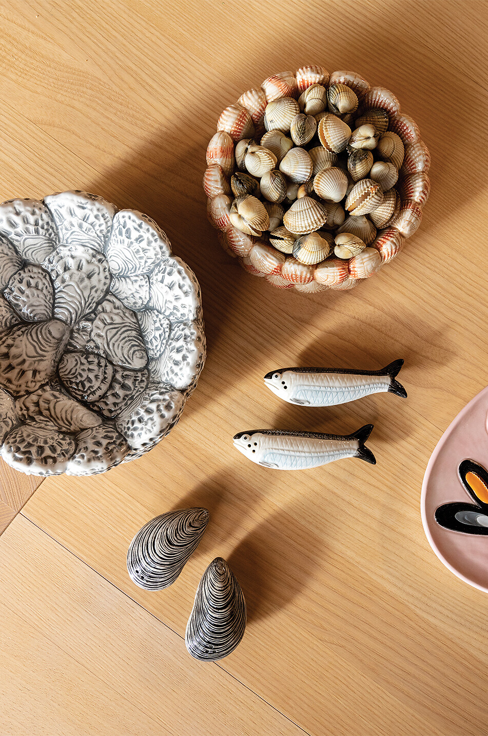 KLEVERING Salière et poivrière en porcelaine en forme de sardine Maison GRIS 2