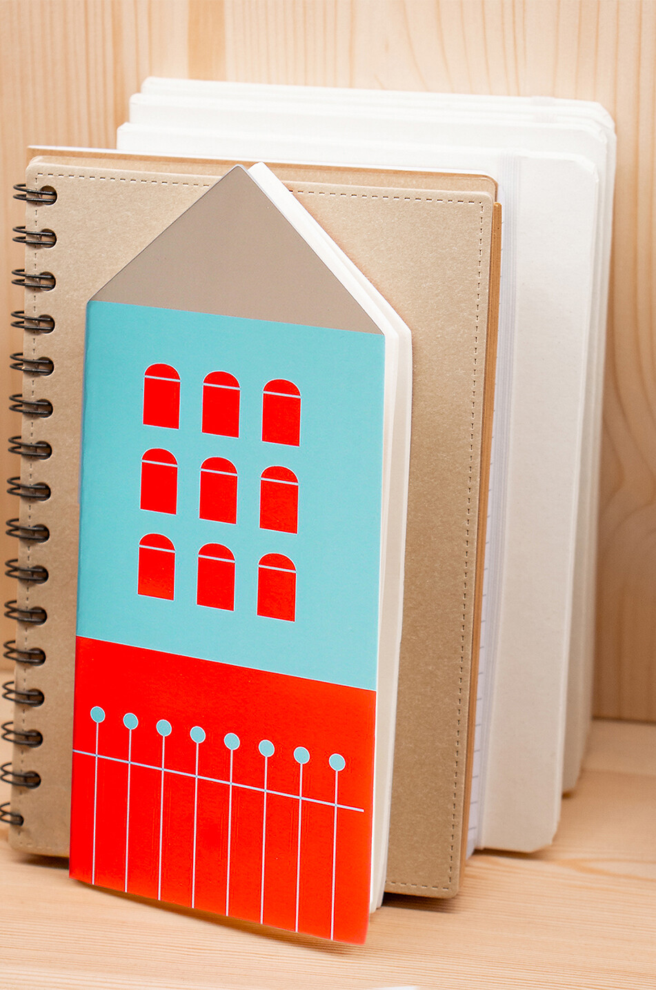 HELIO FERRETTI Red Notting Hill house-shaped notebook Home MULTI COLOURED 2
