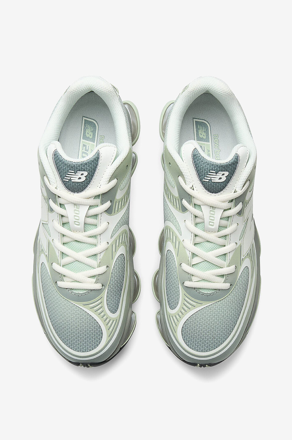 NEW BALANCE 2000 low-top sneakers with sculpted sole Men LIGHT GREEN 5