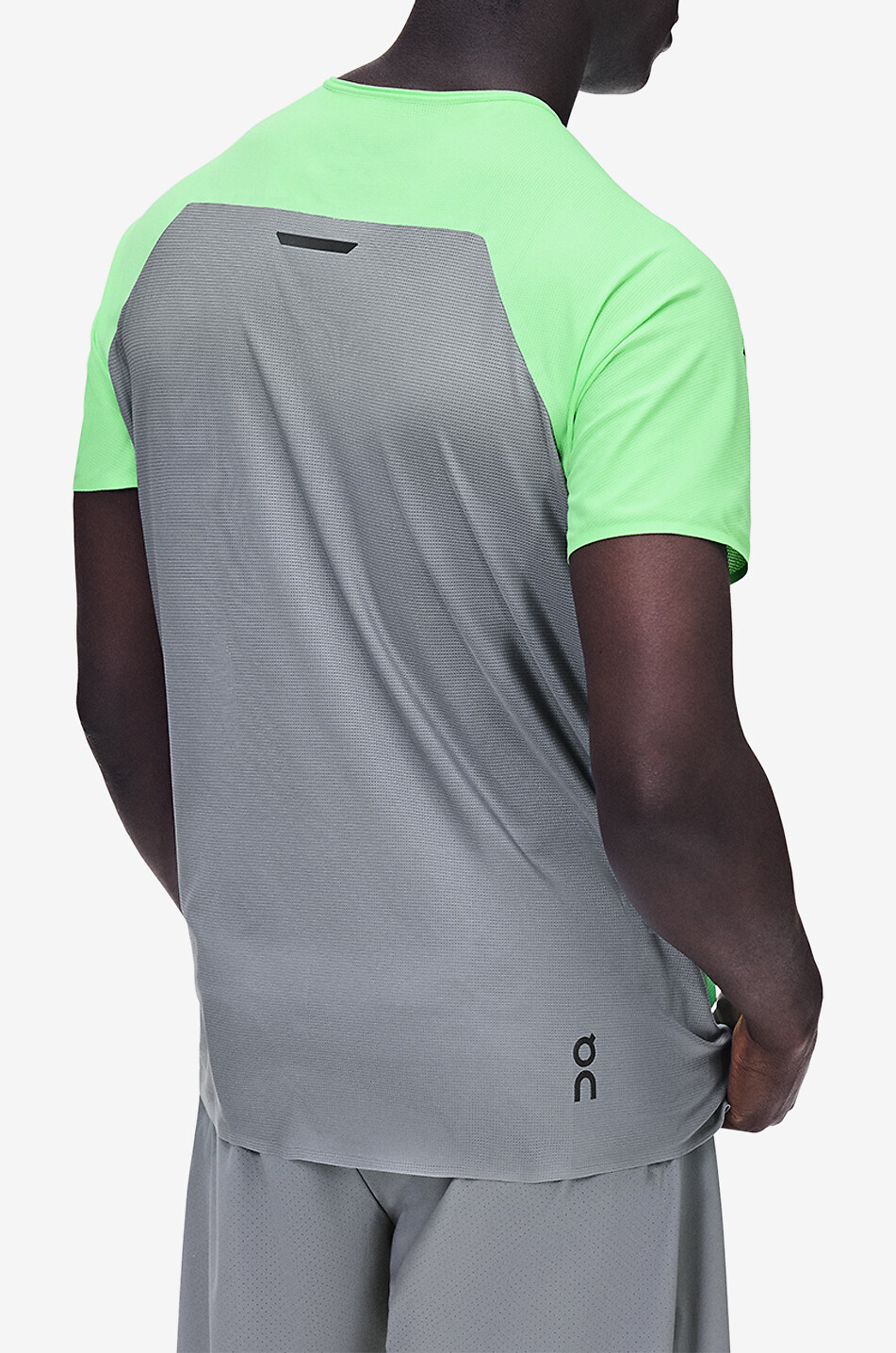 ON Performance round-neck technical fabric running T-shirt Men LIGHT GREEN 3