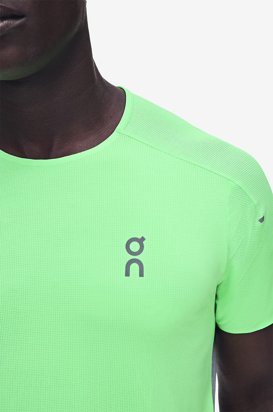 ON Performance round-neck technical fabric running T-shirt Men LIGHT GREEN 7
