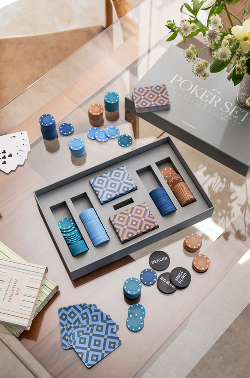 PRINTWORKS Klassisches Poker-Set mit Chips und Karten Haus GRAU 3