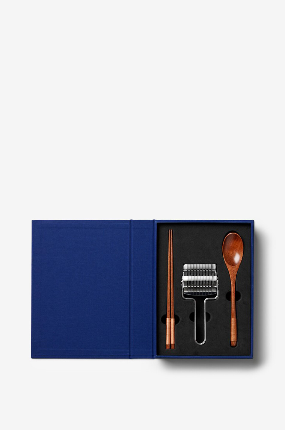 PRINTWORKS Coffret livre et ustensiles de cuisine pour ramen en bambou et acier Maison BLEU FONCE 4
