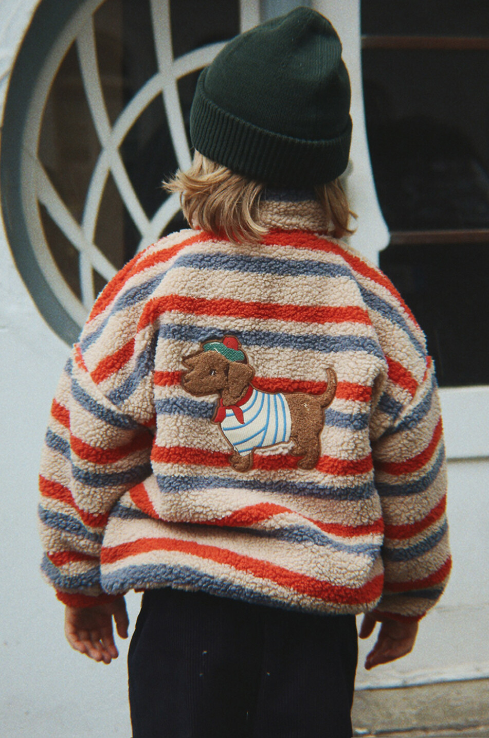 KONGES SLØJD Kinder-Fleecejacke mit Motiven und Stickereien Jody Unisex BUNT 3