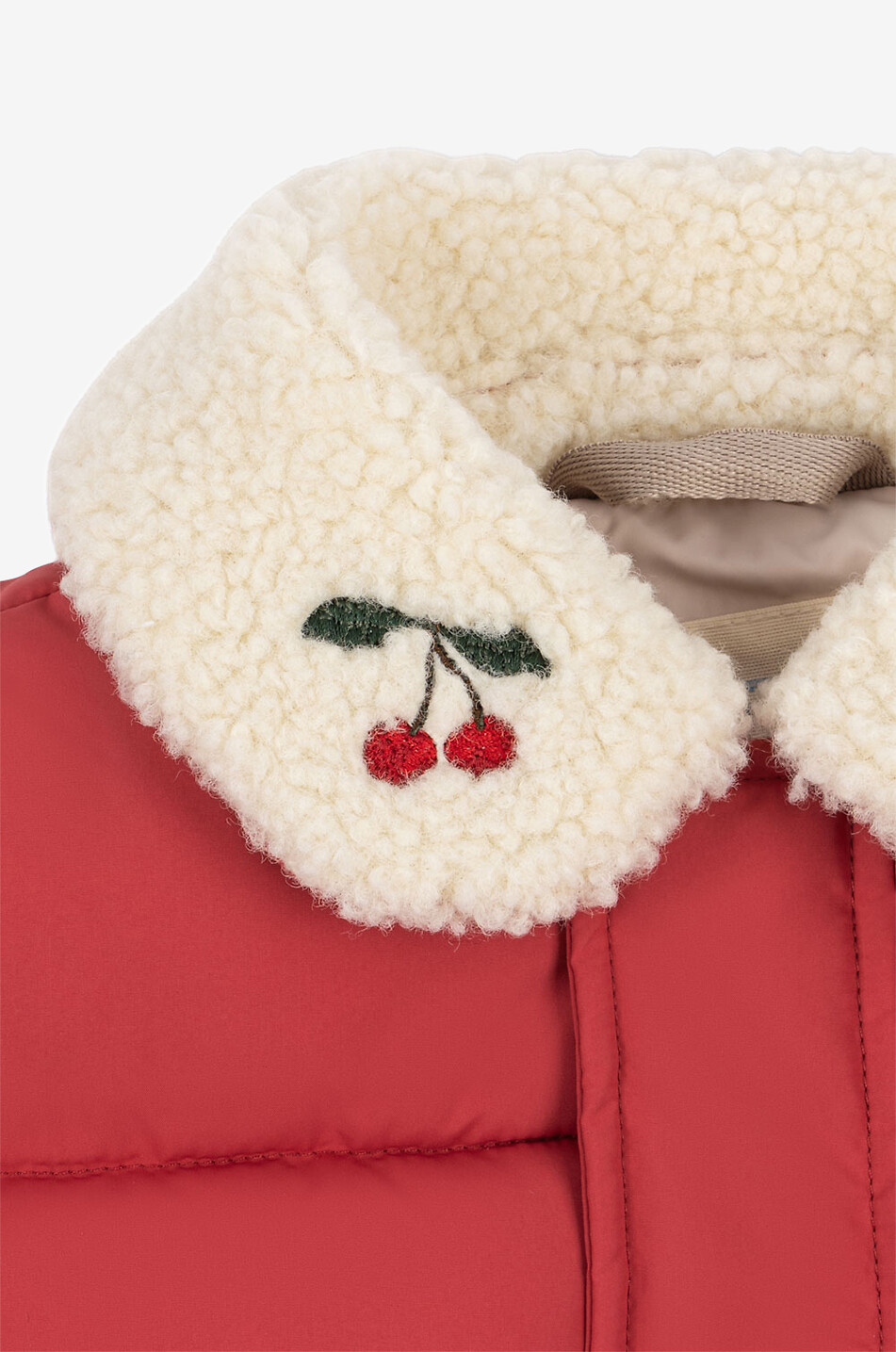 KONGES SLØJD Kurze Daunenjacke mit besticktem Bubikragen für Mädchen Alpi Mädchen ROT 9