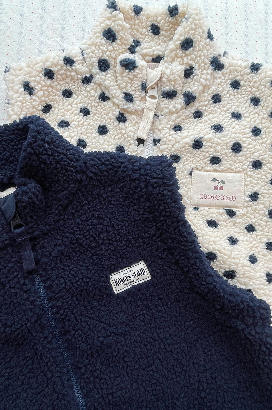 KONGES SLØJD Gilet en polaire à pois et col montant fille Jody Fille Beige clair 3