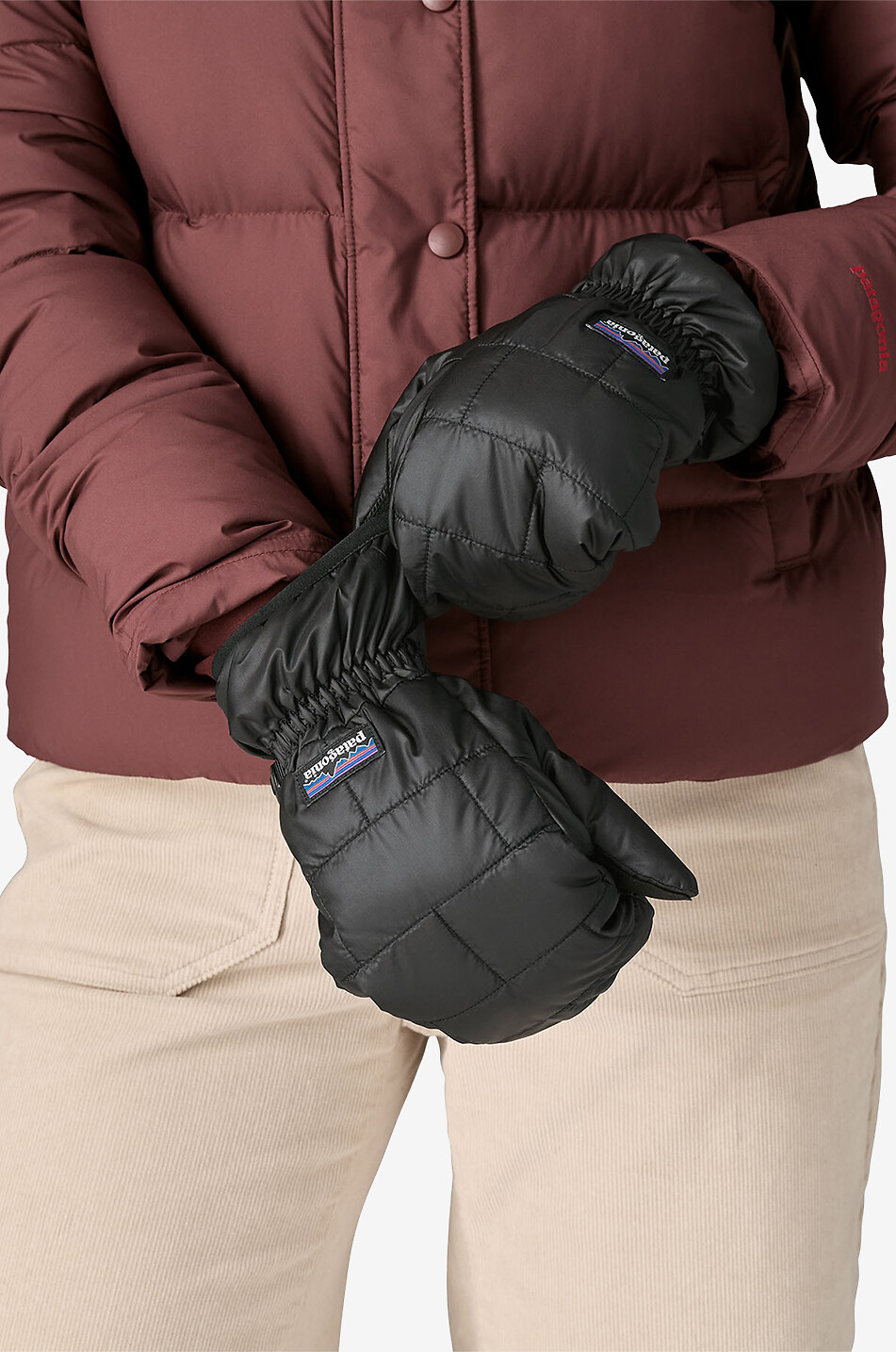 PATAGONIA Nano Puff quilted mittens Women BLACK 2