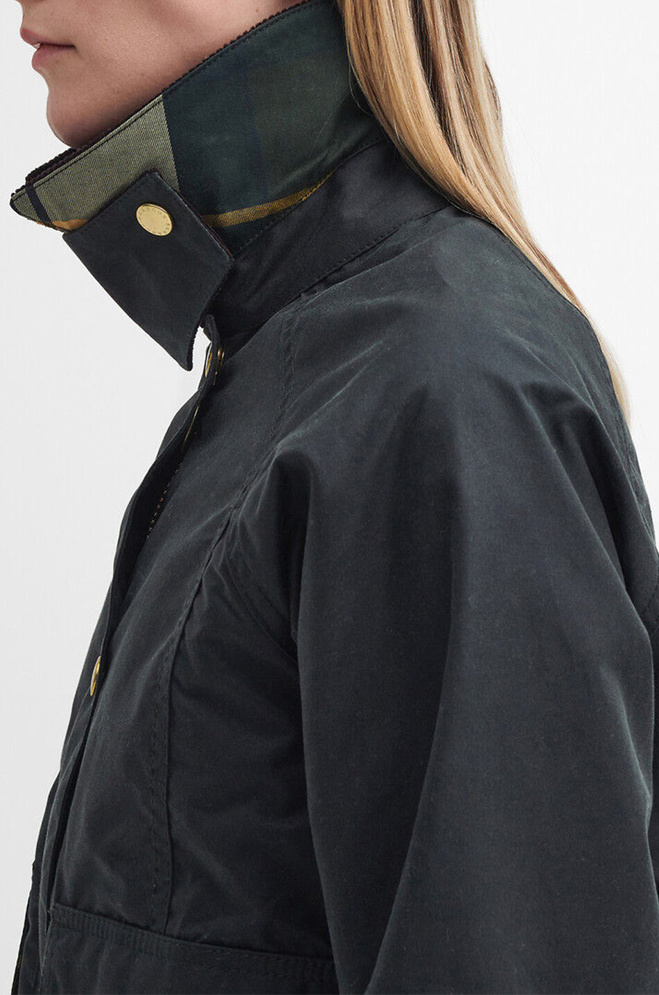 BARBOUR Kurze Jacke aus gewachstem Baumwollcanvas Cropped Beadnell Damen DUNKELGRÜN 7
