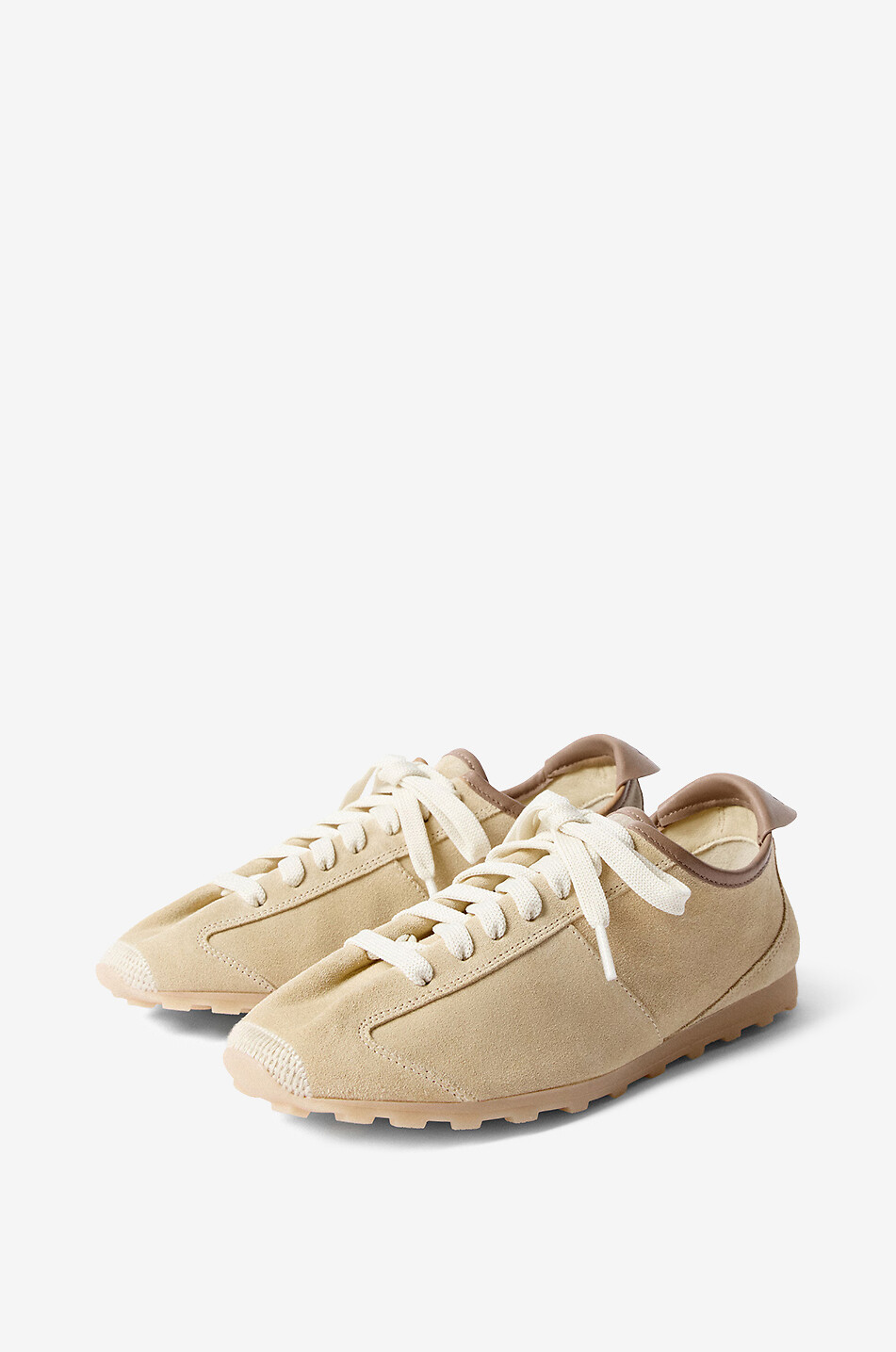JACQUEMUS Baskets basses à lacets en daim Les Tennis Femme BEIGE 2