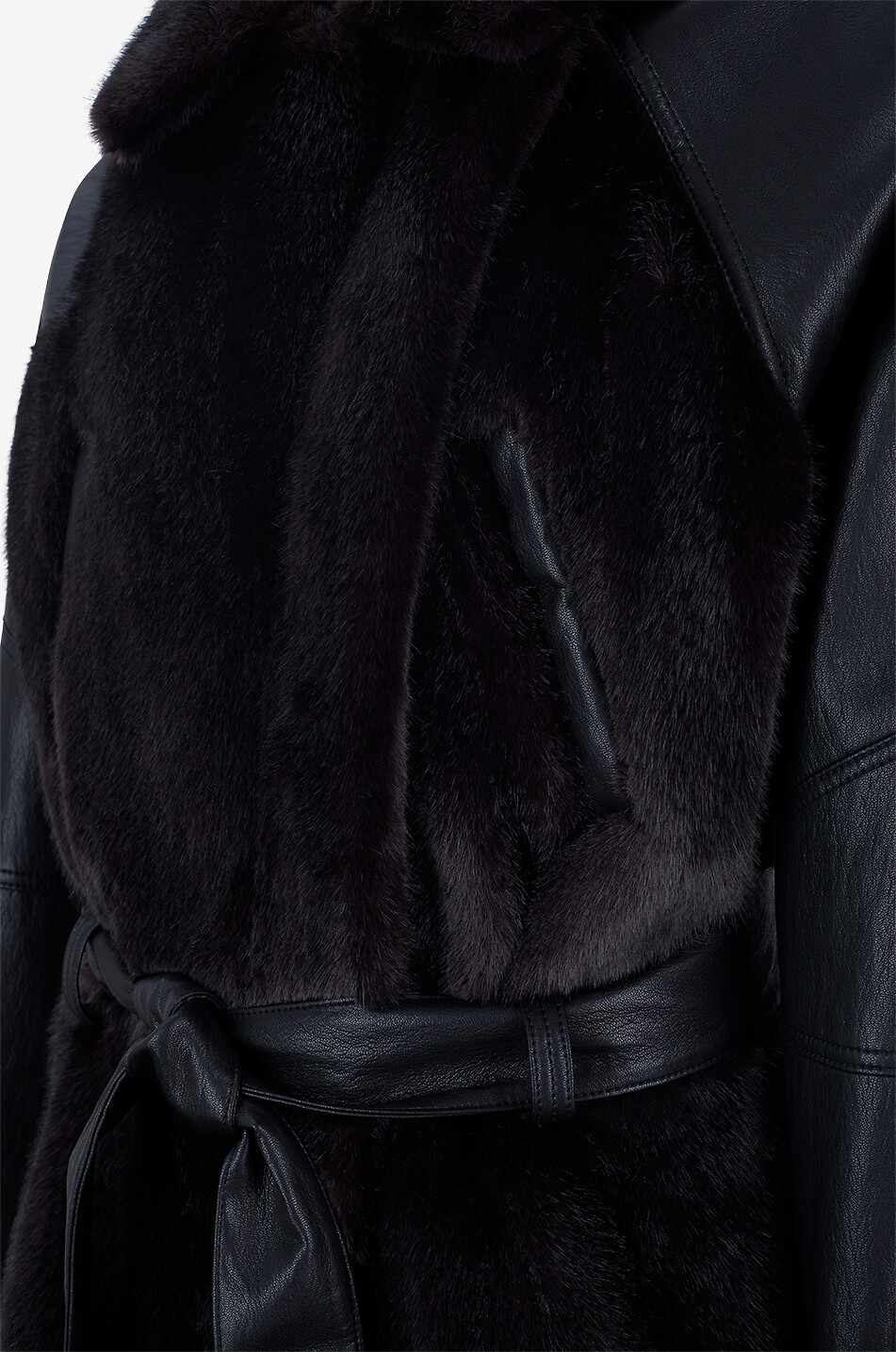 BONGENIE Kurze Jacke aus Kunstleder und Kunstpelz mit Gürtel Damen SCHWARZ 3