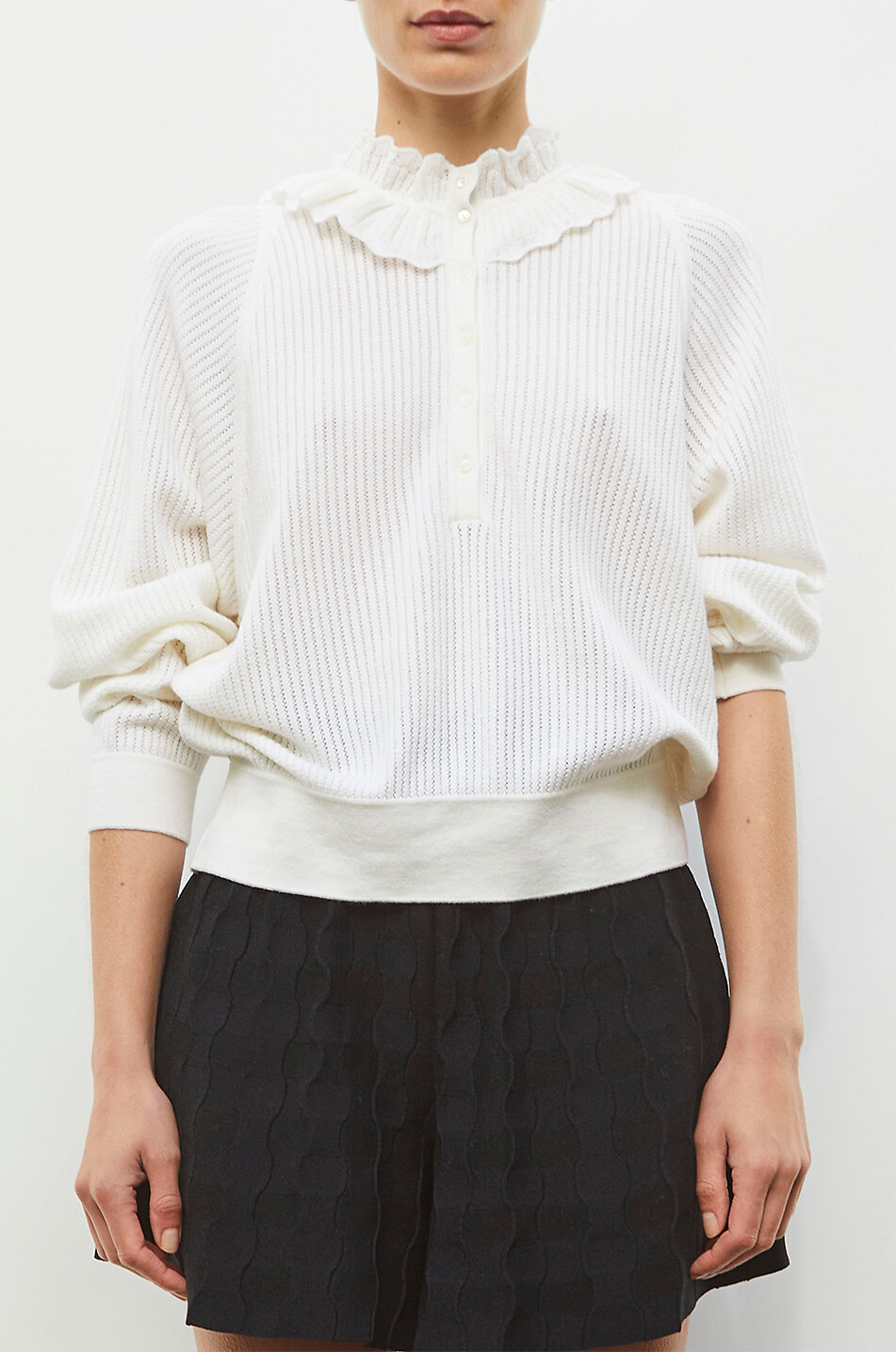 MOLLI Pull en maille à col à volant en laine vierge mélangée Feuille Femme BLANC CASSE 4