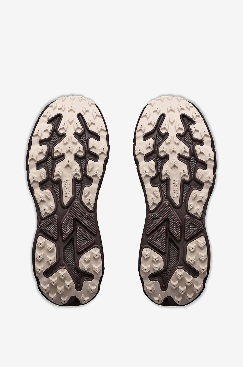 HOKA ONE Challenger running shoes Men BEIGE 8