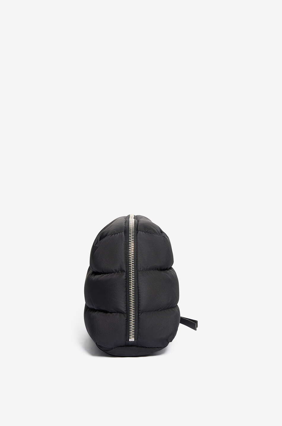 MONCLER Trousse de toilette matelassée en tissu technique Caradoc Femme NOIR 4