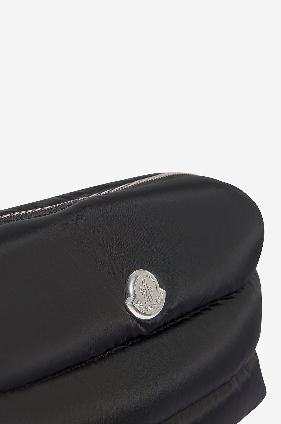 MONCLER Trousse de toilette matelassée en tissu technique Caradoc Femme NOIR 5