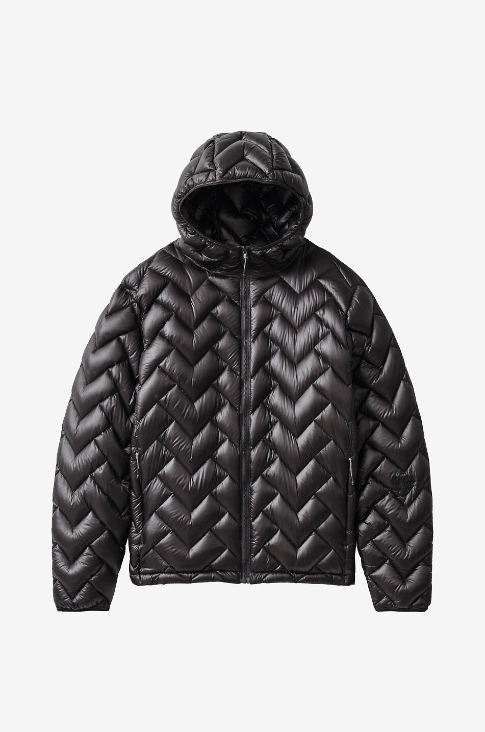 Kurze Steppjacke mit Kapuze im Chevronmuster Plumis Micro Down